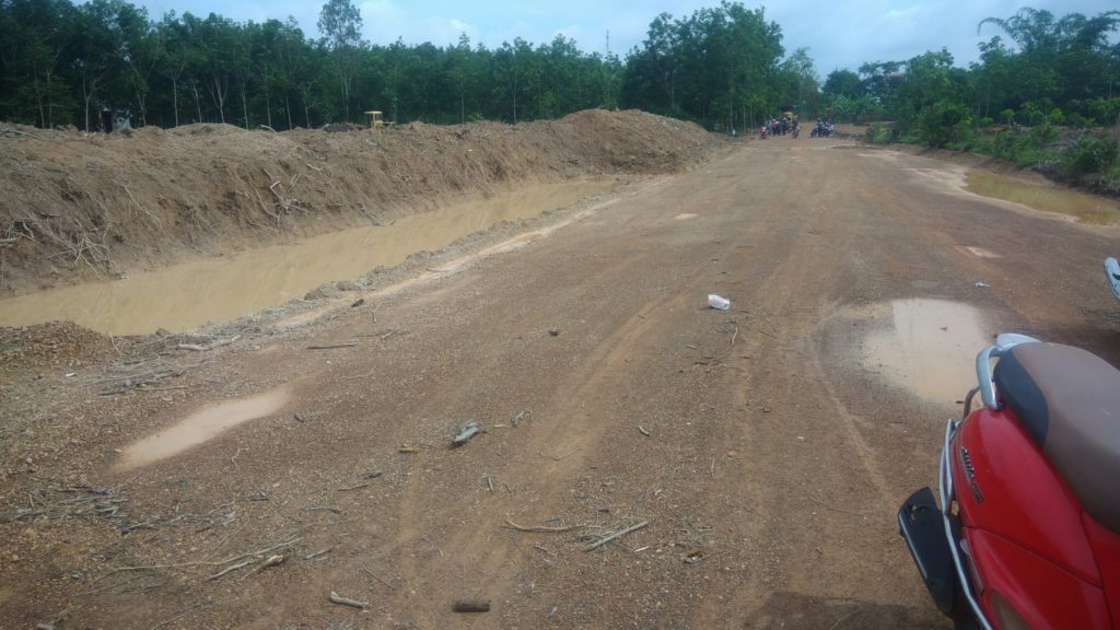 Bán đất nền phân lô sau chợ Cầu 2